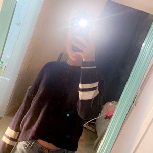 american eagle cropped sweater with hood